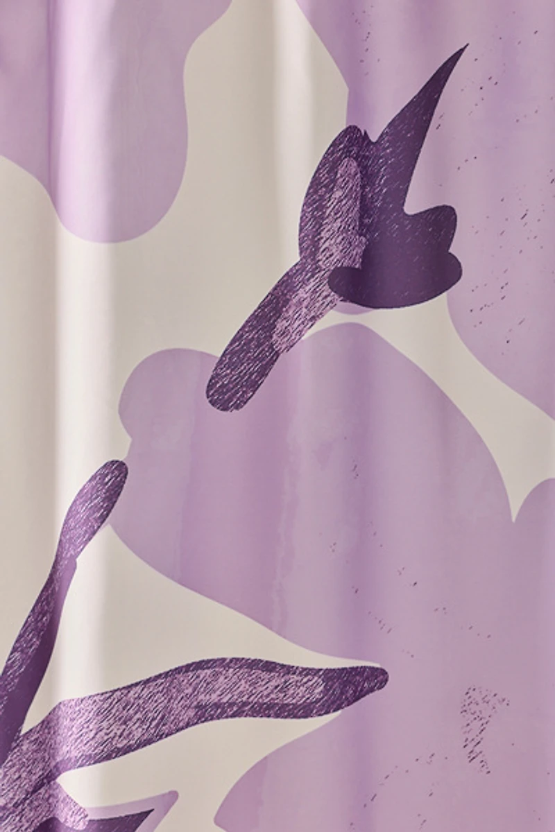 Gentle Flowers Patterned Shower Curtain