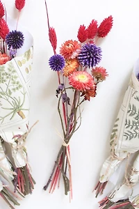Roxanne’s Dried Flowers The Herbalist’s Petite Bouquet