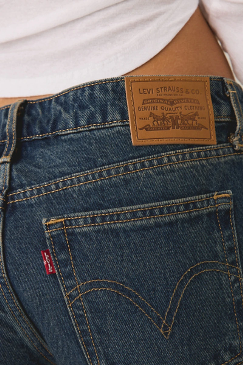 Levi’s® Low Straight Jeans