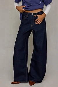 Levi’s® Teardrop Mid-Rise Baggy Jeans
