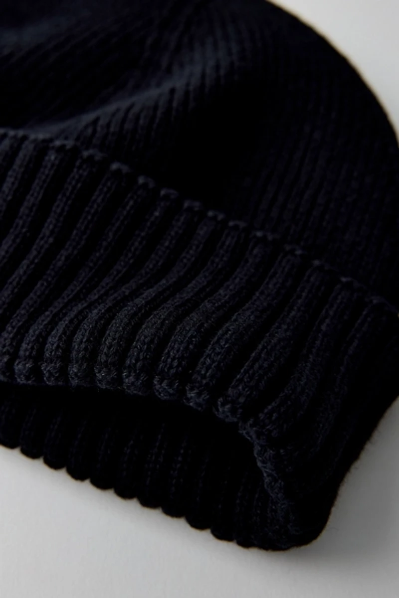 Clean Short Roll Beanie