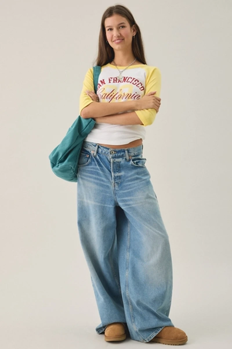 San Francisco Graphic Raglan 3/4 Sleeve Tee