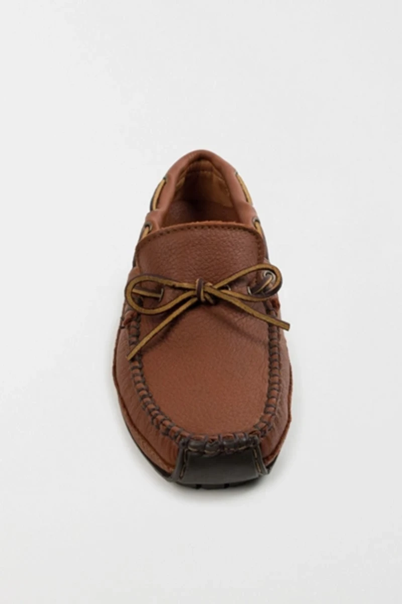 Minnetonka Moosehide Weekender Leather Moccasins