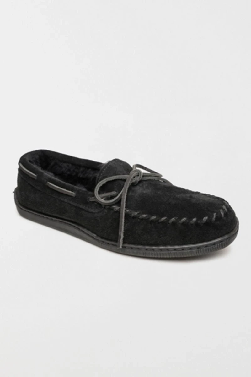 Minnetonka Suede Sheepskin Lined Slippers