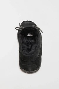 Minnetonka Suede Sheepskin Lined Slippers