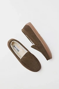 Minnetonka Suede Hardsole Venetian Slippers