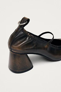ALOHAS Rhiane Leather Pumps