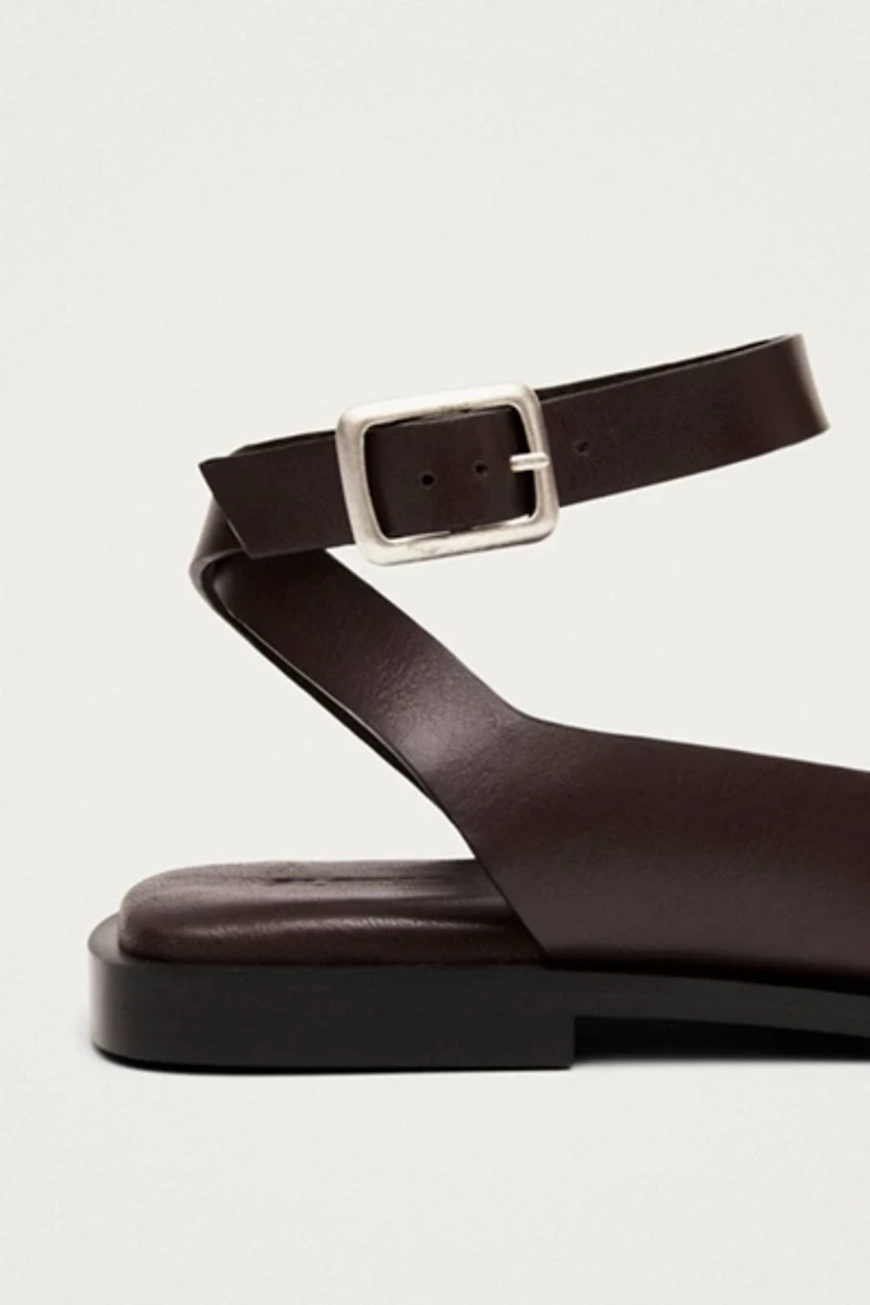 ALOHAS Tebas Leather Sandals