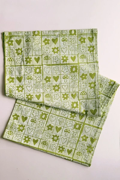 Julie Peach Block Printed Garden Squares Table Runner