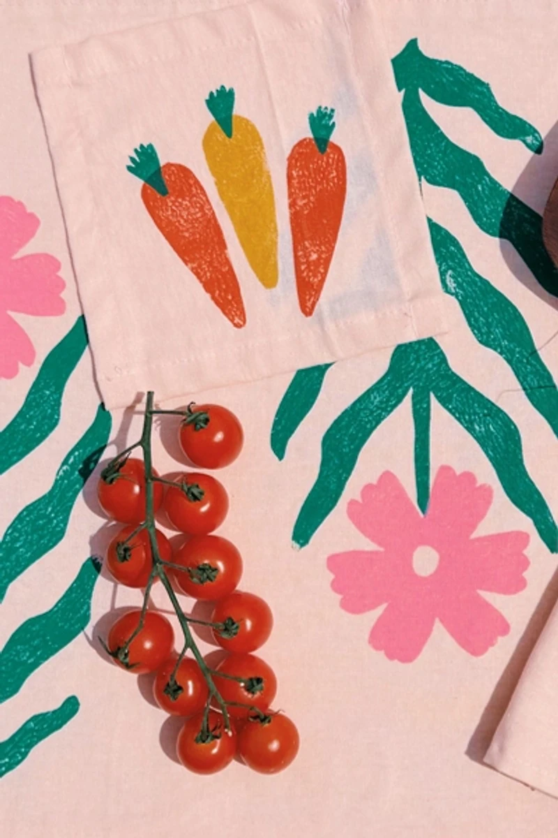 Julie Peach Block Printed Daisy Table Runner