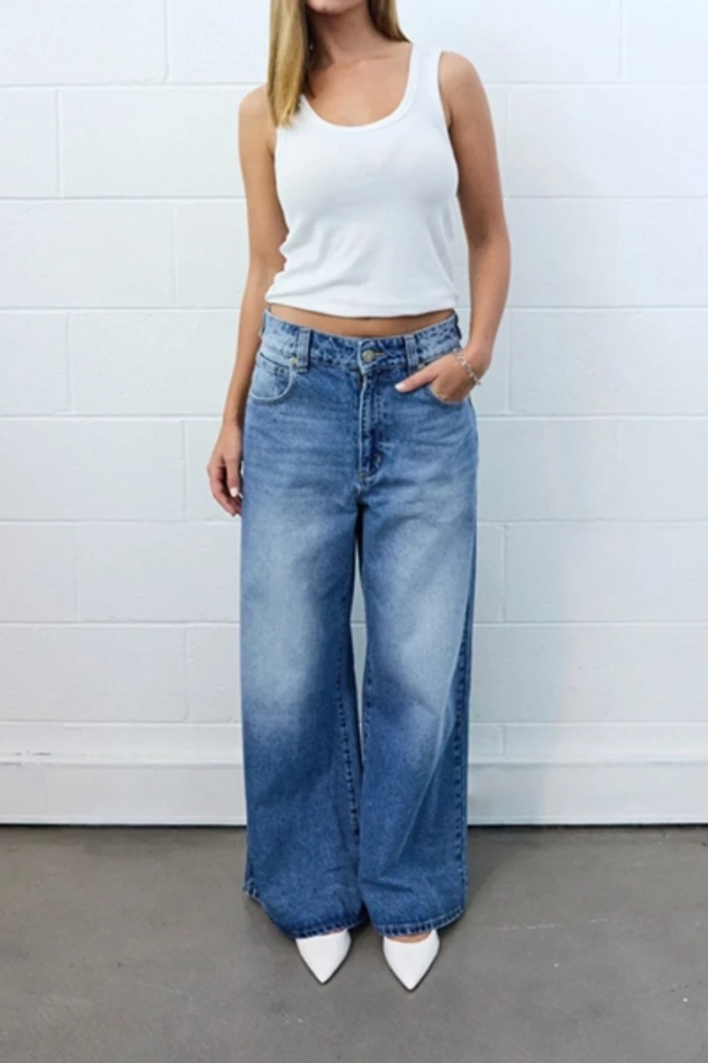 Abrand 94 High & Baggy Petite Jean