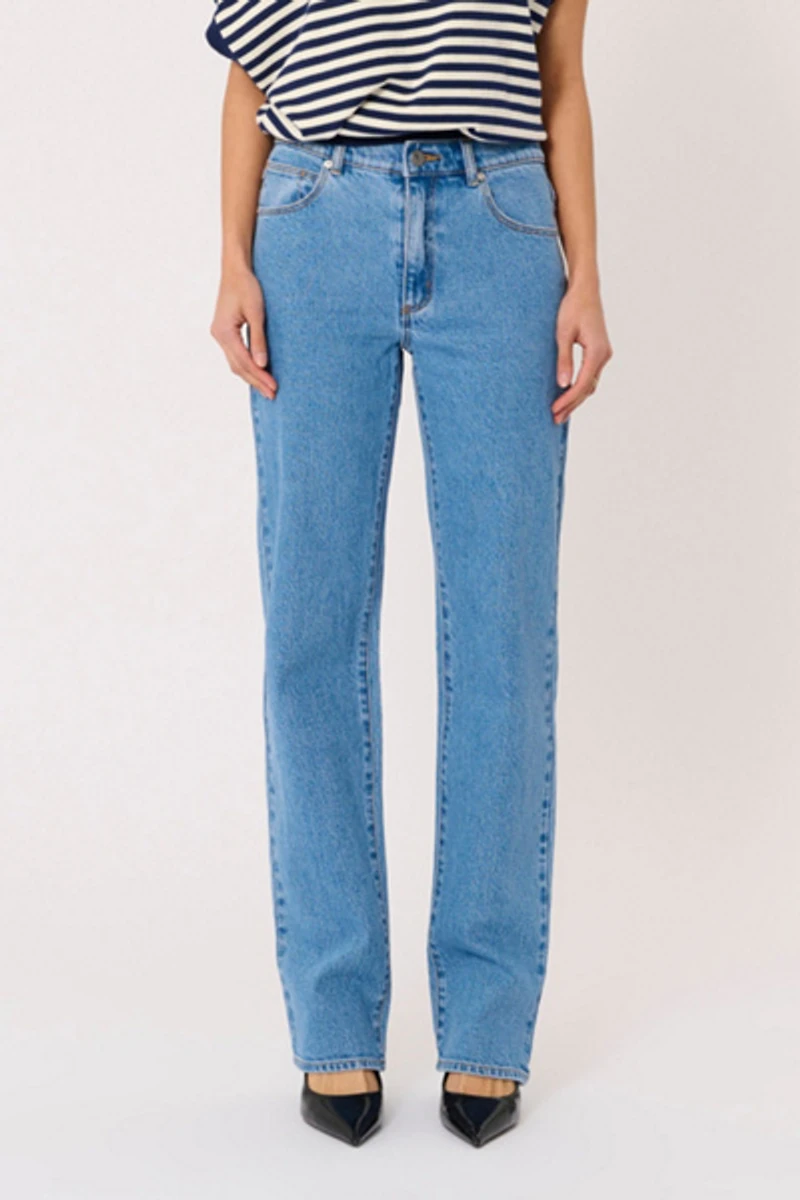 Abrand 95 Straight Jean