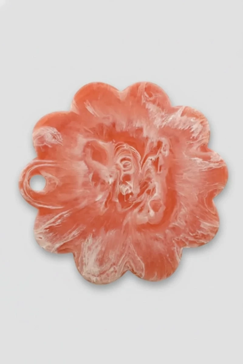 Casa Amarosa Scallop Resin Cheese Charcuterie Board