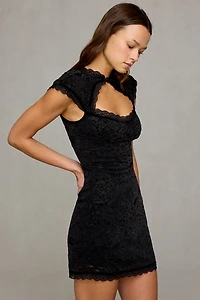 Kimchi Blue Call Me Keyhole Cutout Lace Mini Dress