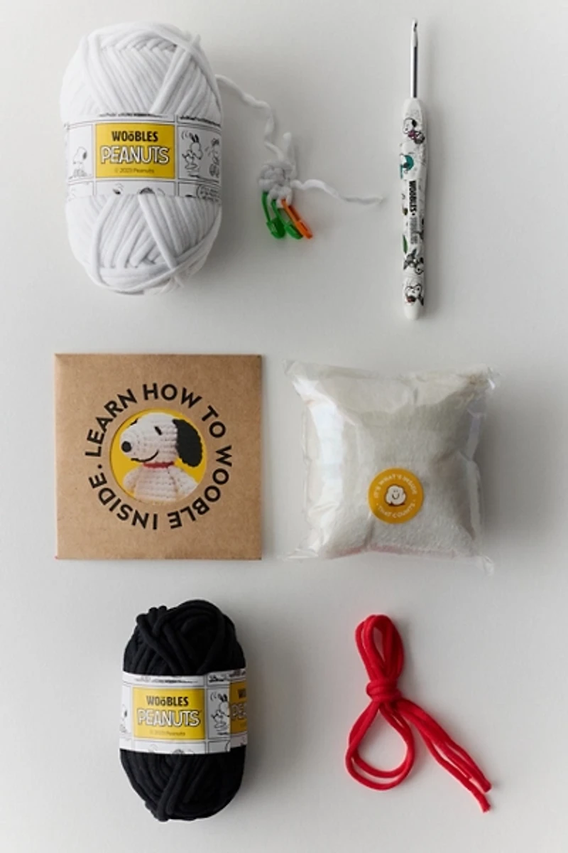 The Woobles Peanuts Snoopy Plushie Crochet Kit
