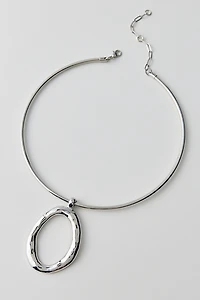 Olivia Oval Pendant Wire Choker Necklace