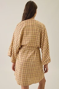 Dippin Daisys Marilyn Vanilla Latte Wrap Robe