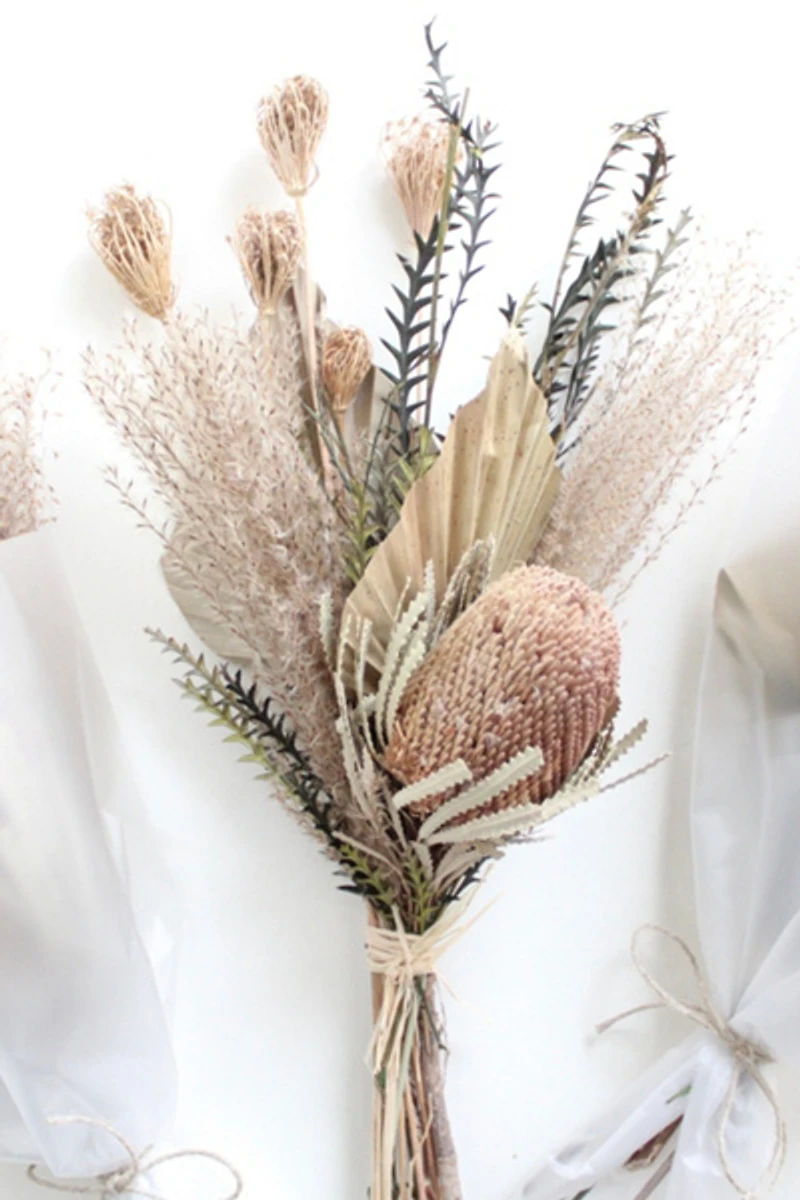 Roxanne’s Dried Flowers Palm Desert Bouquet