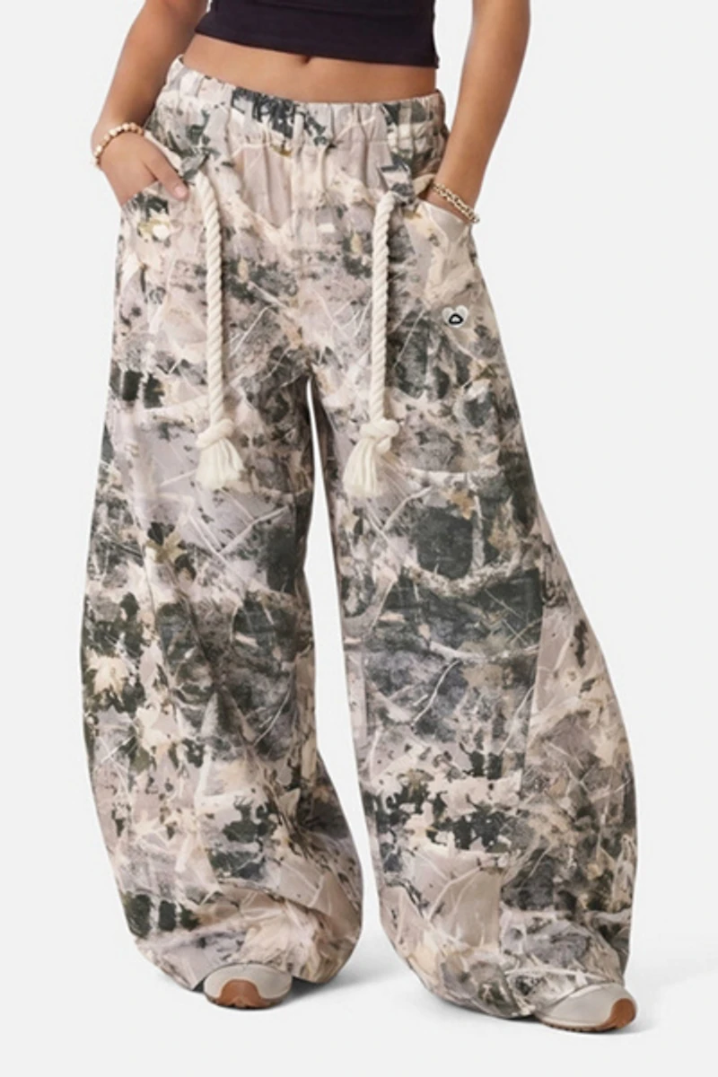 Aelfric Eden Camo Super Baggy Sweatpants