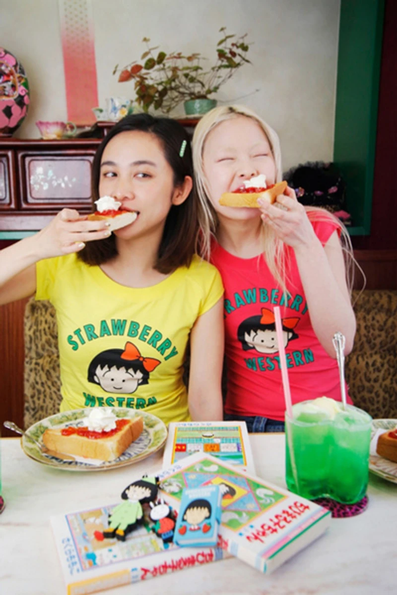 Strawberry Western Chibi Maruko Chan Raglan Top