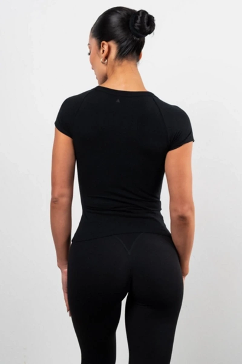 Vitality Basis Raglan Tee