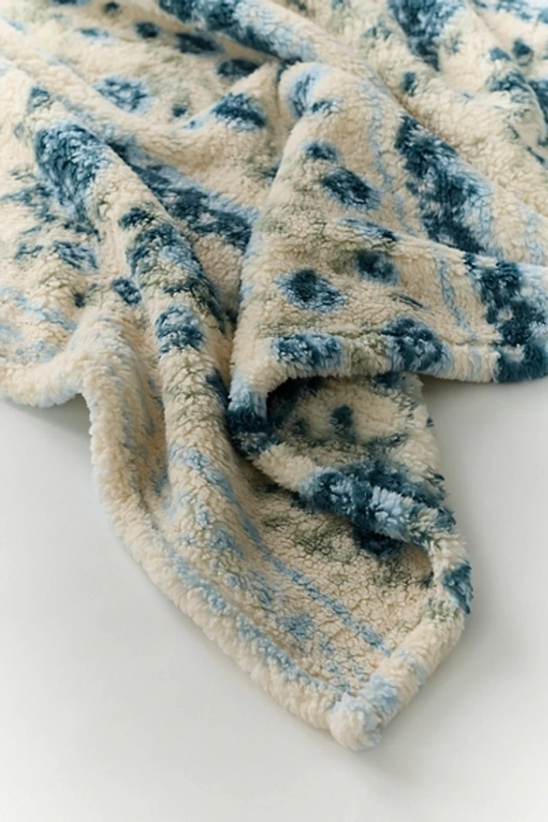 Mae Cozy Printed Fleece Throw Blanket