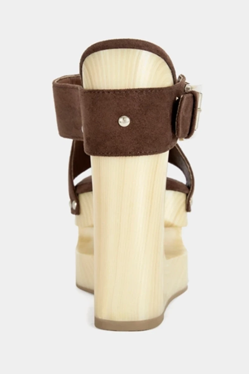 Azalea Wang Elgedi Wedge Sandal