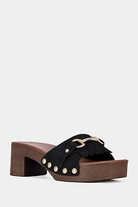 Azalea Wang Epsilon Genuine Flatform Sandal