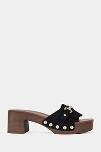 Azalea Wang Epsilon Genuine Flatform Sandal
