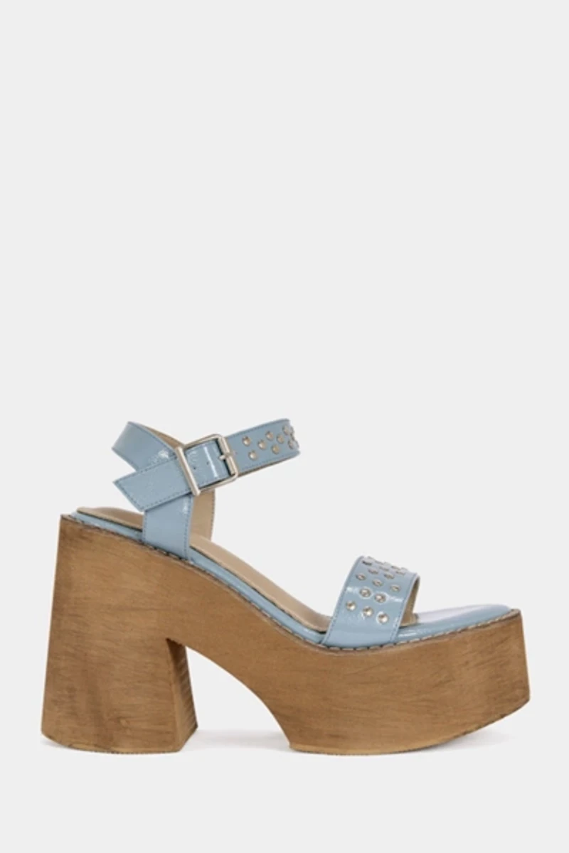 Azalea Wang Elizabella Platform Sandal