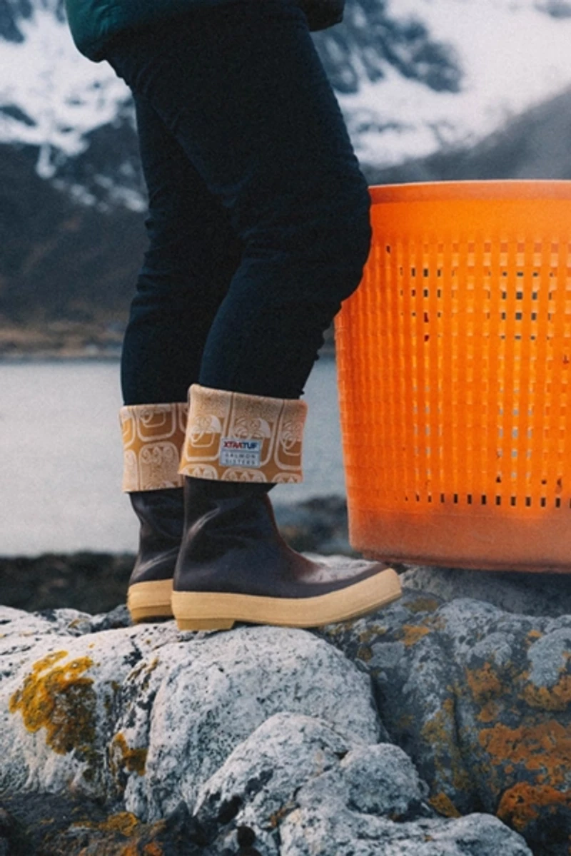 XTRATUF Salmon Sisters 15" Legacy Boot