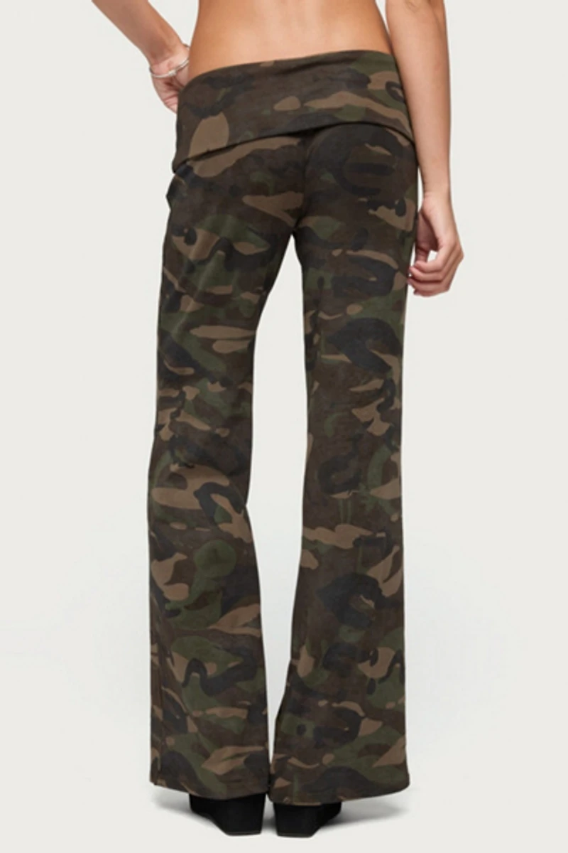 Edikted Lumielle Camo Wide Leg Foldover Pants