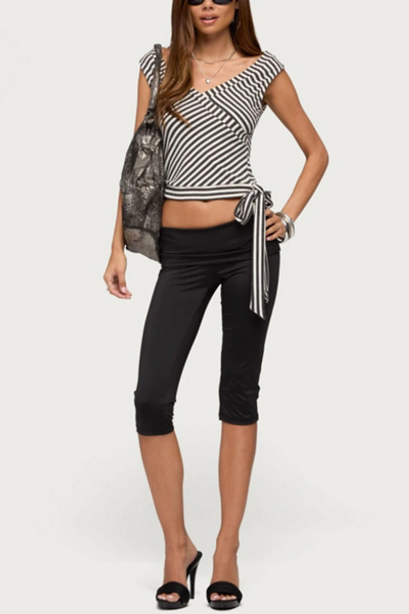 Edikted Dollie Striped Wide V Neck Top