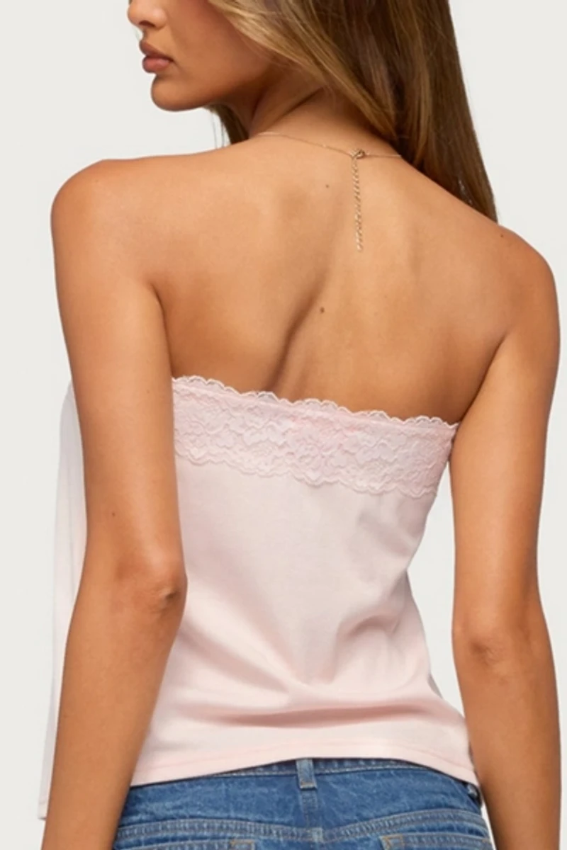 Edikted Kittey Lacey Strapless Top