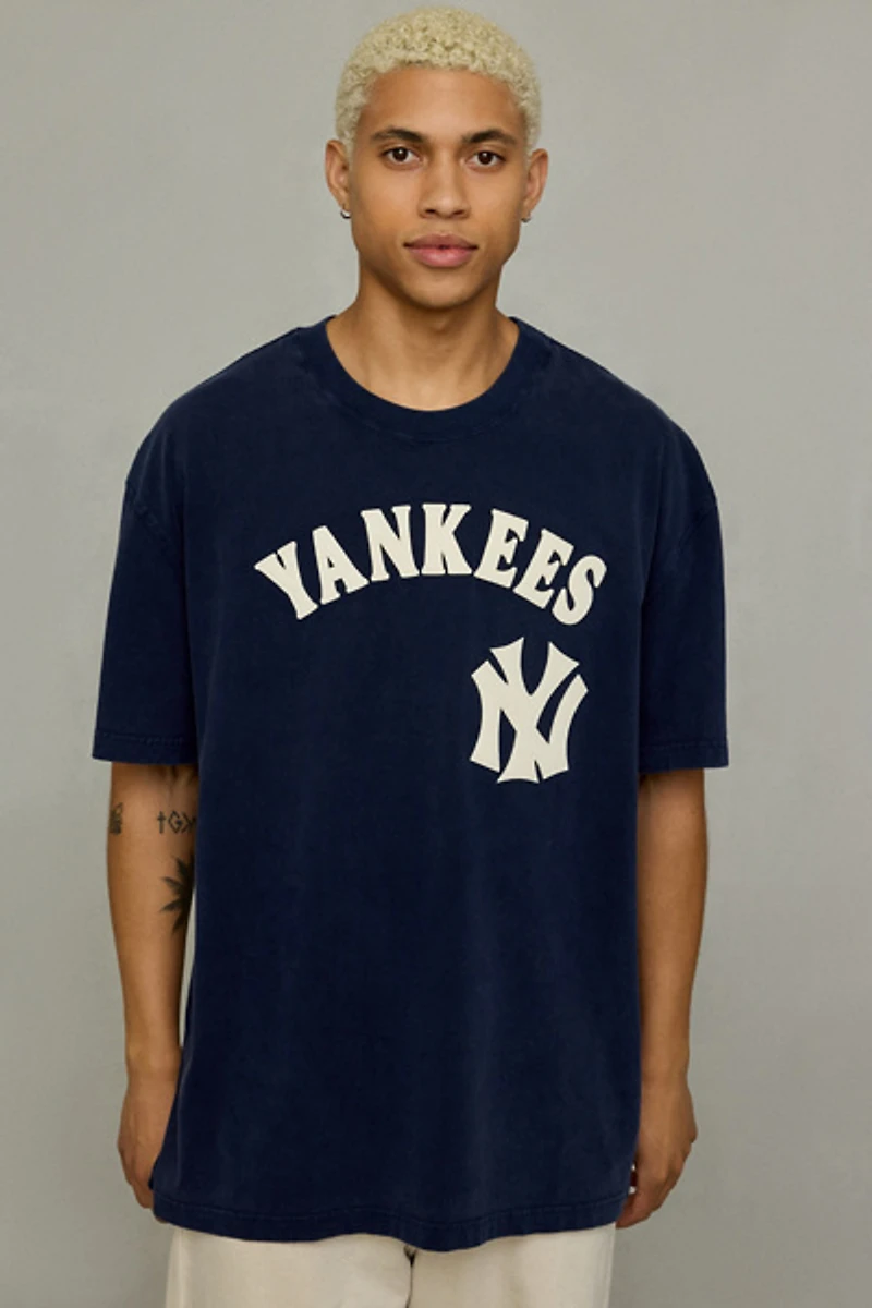Pro Standard MLB New York Yankees First Team Tee