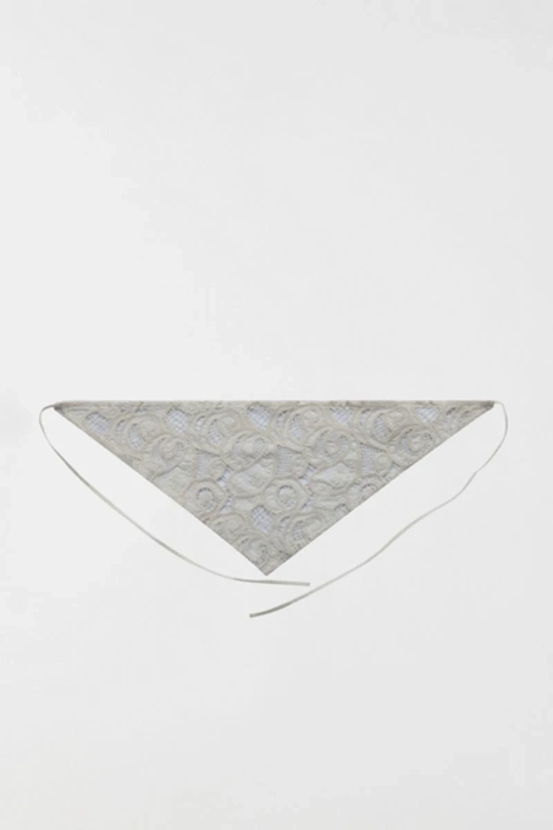 Miss Circle Janie Cotton Lace Triangle Head Scarf