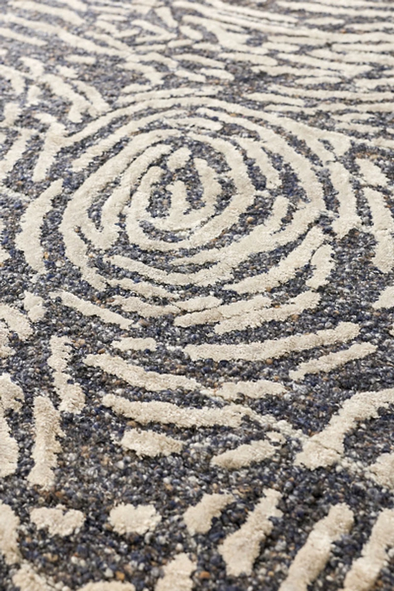 Atlas Swirl Hand-Tufted Rug