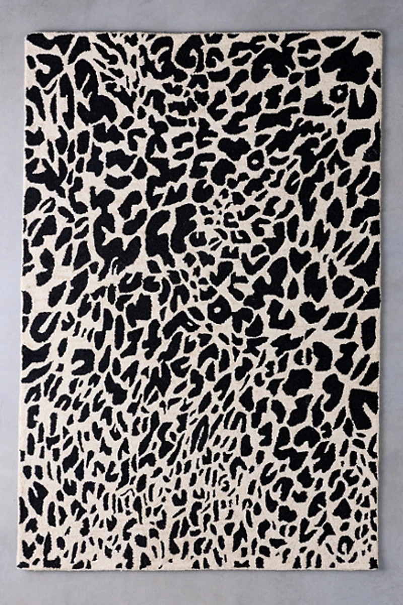 Lola Leopard Spotted Hooked Wool Rug
