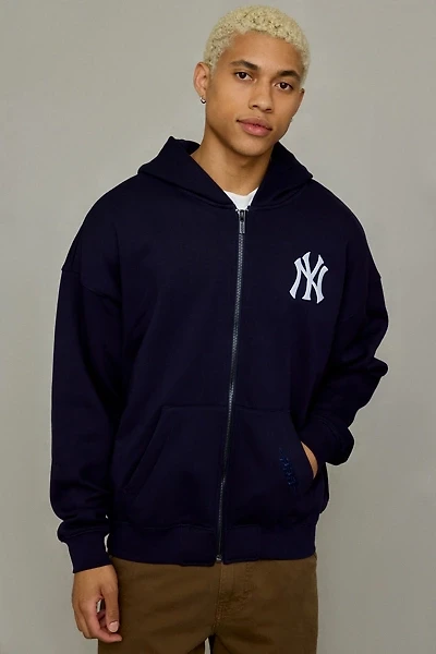 Pro Standard MLB New York Yankees Zip-Up Hoodie Sweatshirt