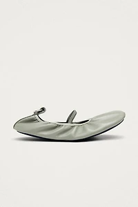 ALOHAS Naira Barefoot Leather Ballet Flats