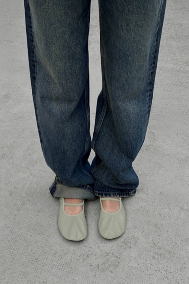 ALOHAS Naira Barefoot Leather Ballet Flats