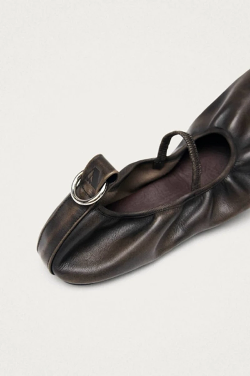 ALOHAS Naira Barefoot Vintage Effect Leather Ballet Flats