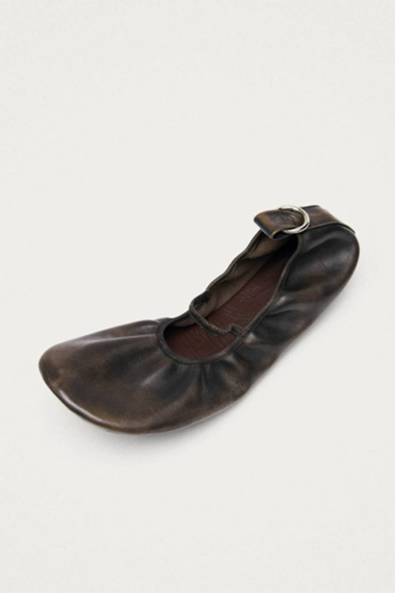 ALOHAS Naira Barefoot Vintage Effect Leather Ballet Flats