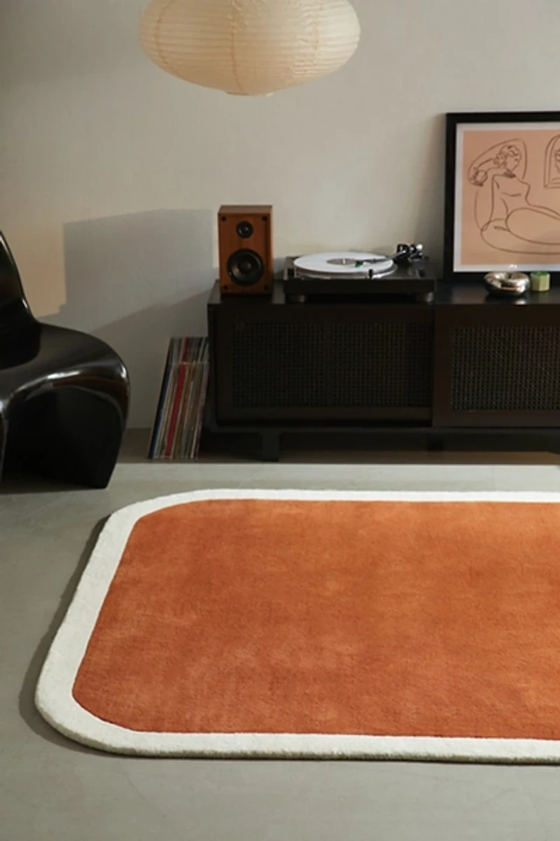 Aine Hand-Tufted Wool Rug