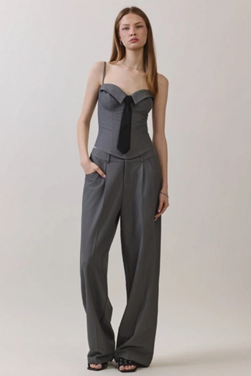 Personal Code Freya Pleated Trouser