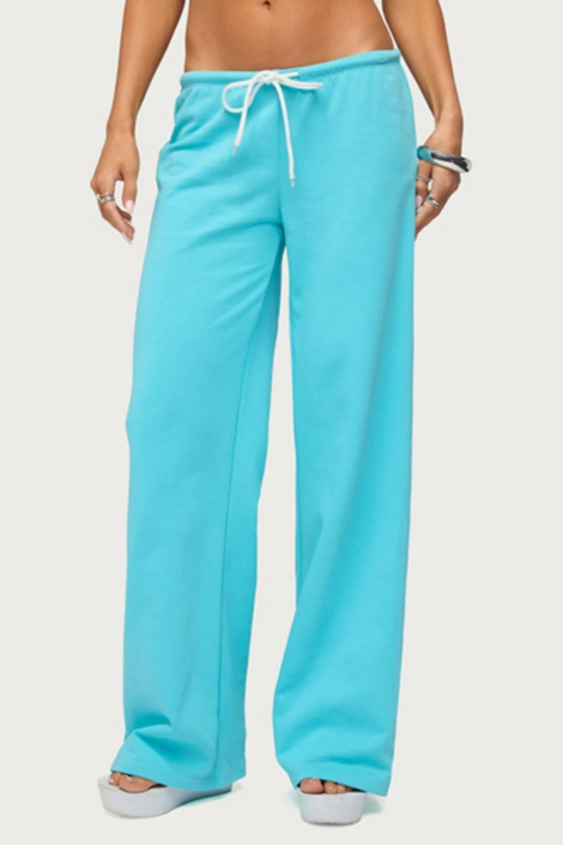Edikted Callista Straight Leg Sweatpants