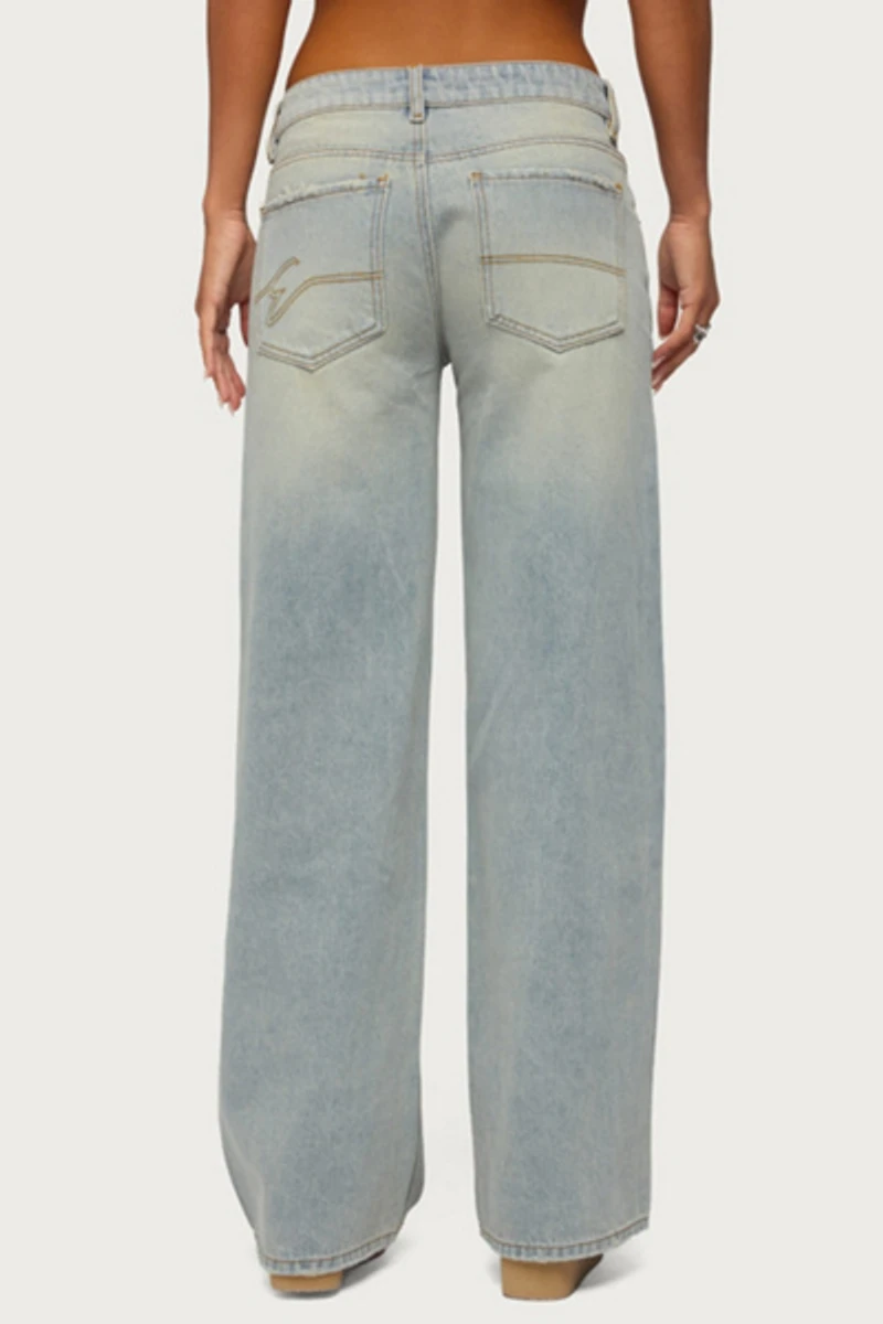 Edikted Quintie Mid Rise Straight Leg Jeans