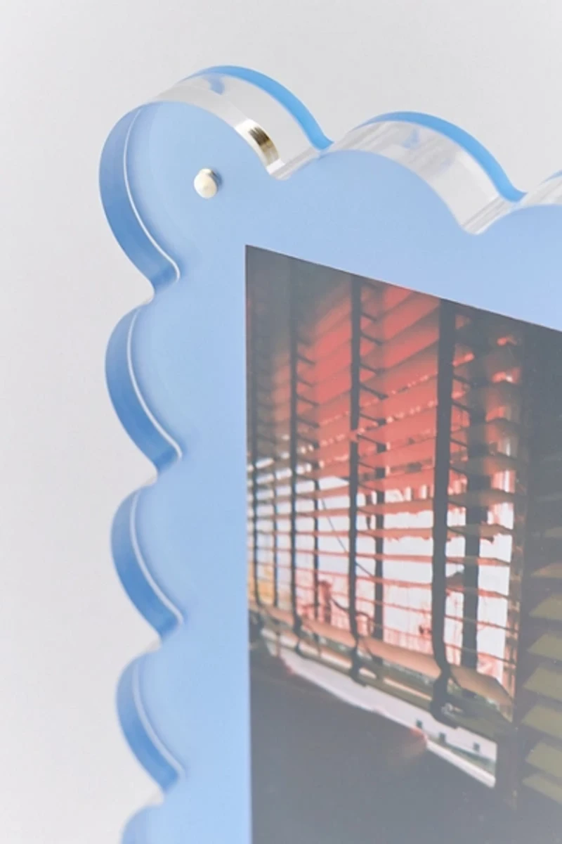 Tart By Taylor Scalloped Acrylic Picture Frame