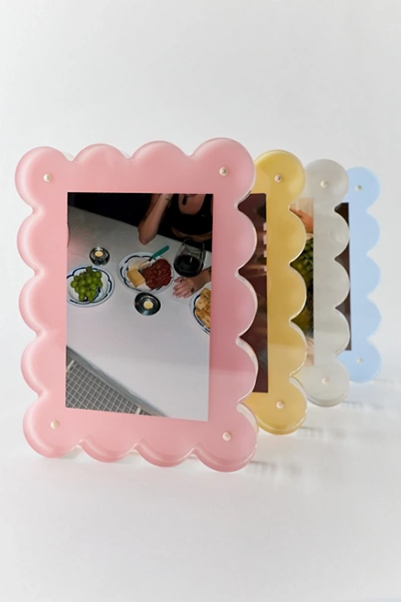 Tart By Taylor Scalloped Acrylic Picture Frame