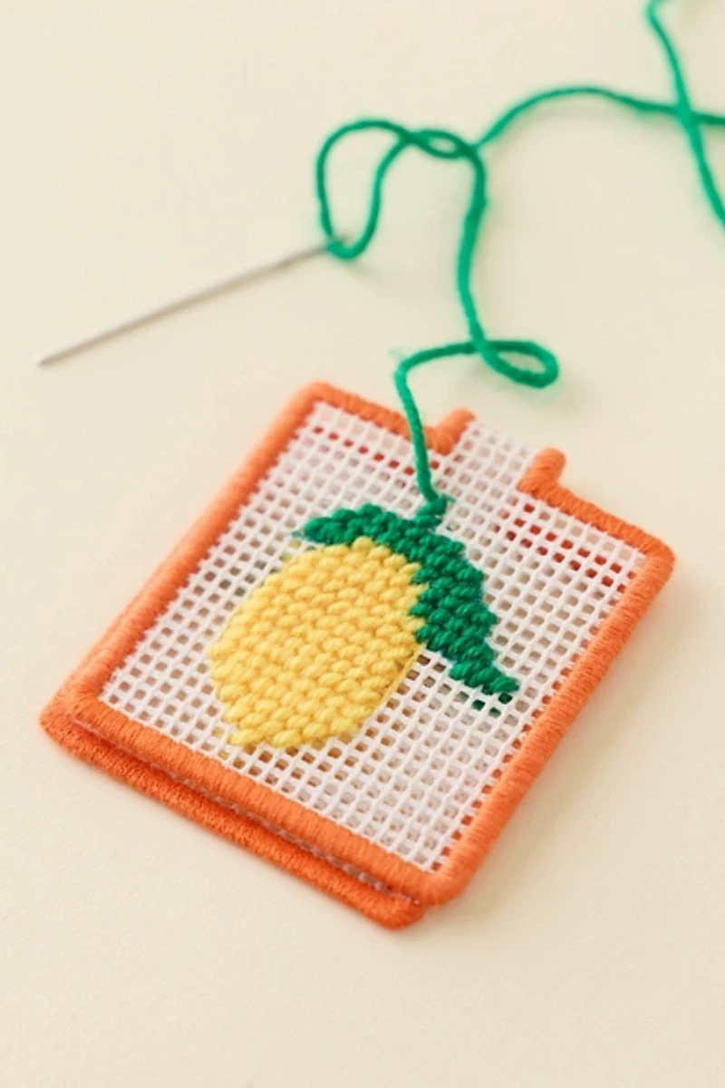 Lucky Feather Needlepoint Keychain Craft Kit